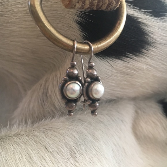 Vintage Earrings - Picture 1 of 7